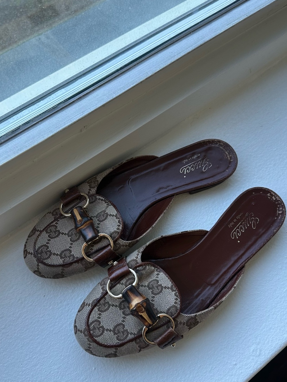 Gucci horse bit Monogram Slip-On Mules in Brown